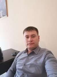 Рустам Ходжаев