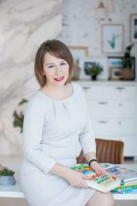 Анна Комарова